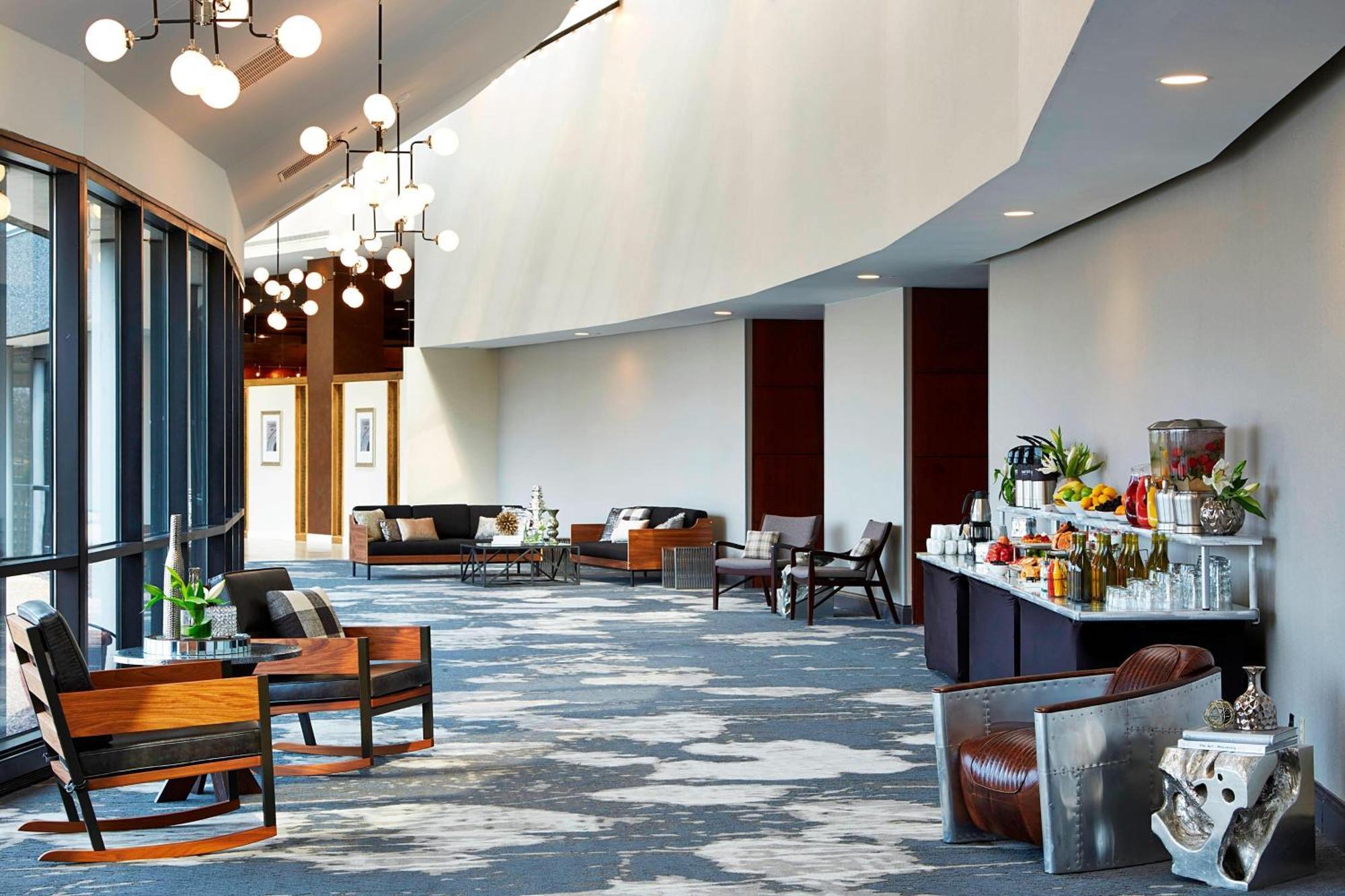 Renaissance St. Louis Airport Hotel Berkeley Buitenkant foto