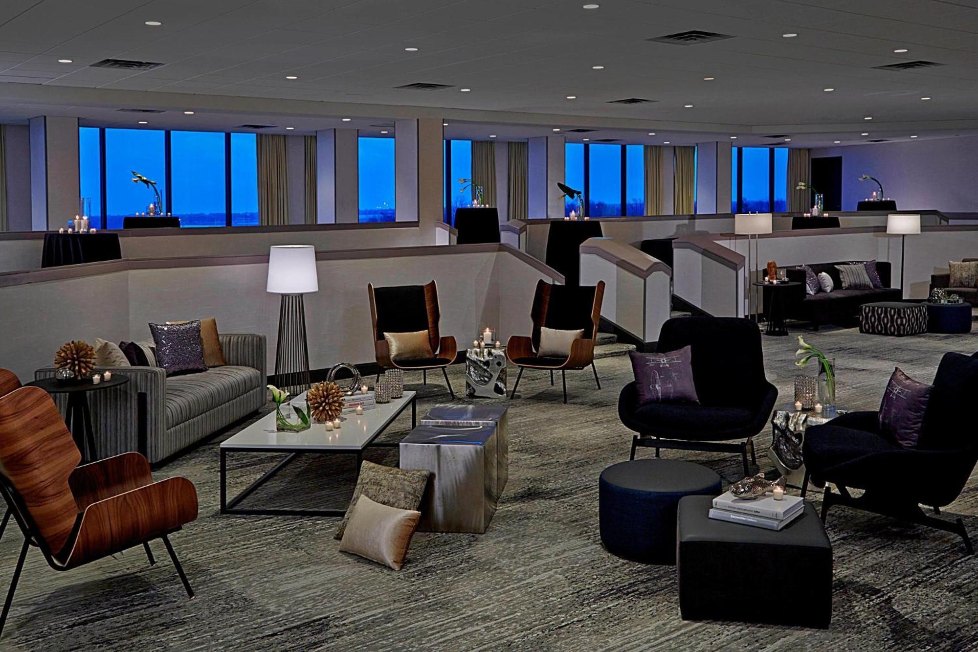 Renaissance St. Louis Airport Hotel Berkeley Buitenkant foto