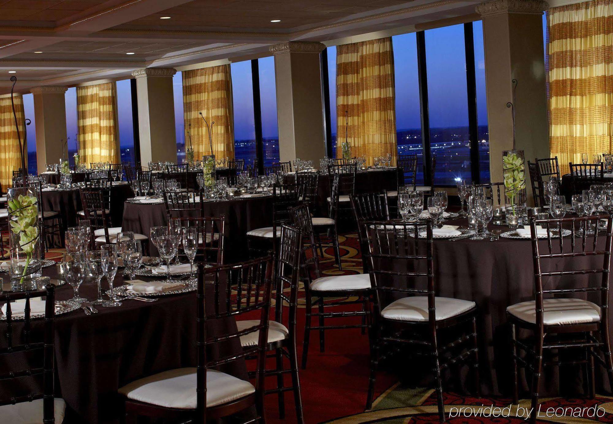 Renaissance St. Louis Airport Hotel Berkeley Faciliteiten foto