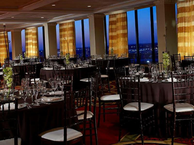 Renaissance St. Louis Airport Hotel Berkeley Buitenkant foto