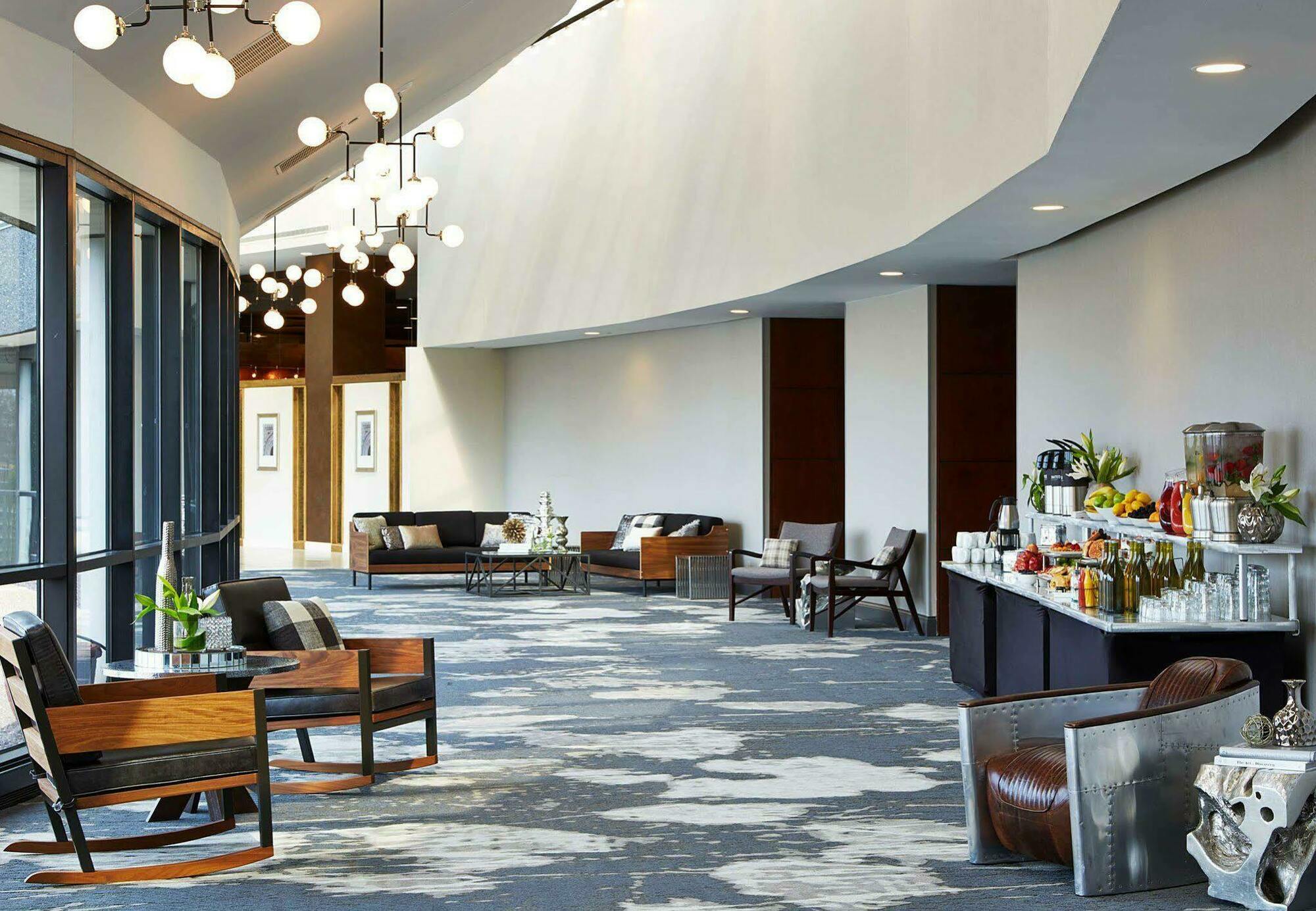 Renaissance St. Louis Airport Hotel Berkeley Buitenkant foto